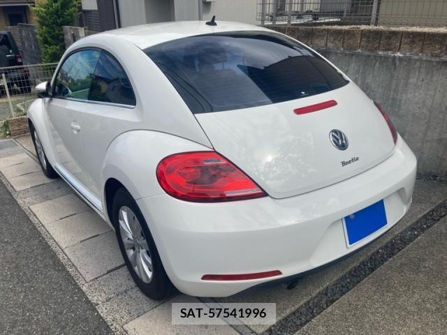 VolksWagen THE BEETLE 2013-04 8415869-1
