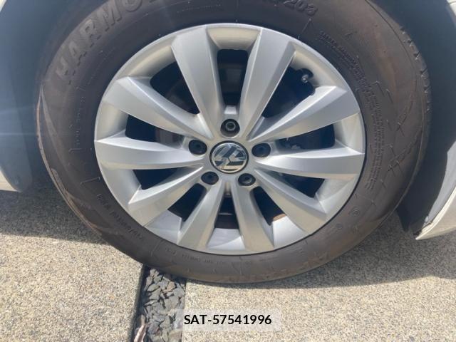 VolksWagen THE BEETLE 2013-04 8415869-2