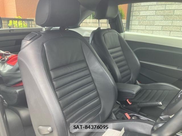 VolksWagen THE BEETLE 2012-08 8415870-9