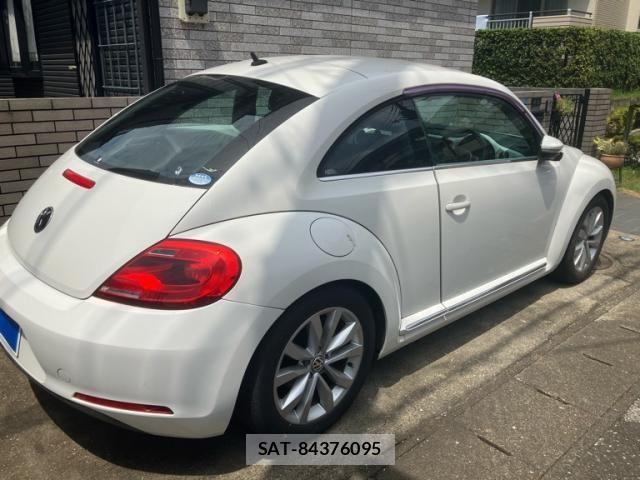VolksWagen THE BEETLE 2012-08 8415870-3