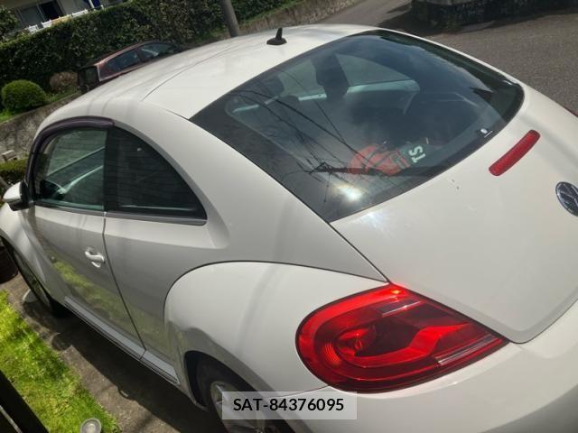 VolksWagen THE BEETLE 2012-08 8415870-4