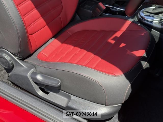 VolksWagen THE BEETLE 2020-01 8458775-25