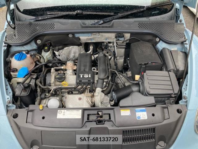 VolksWagen THE BEETLE 2015-10 8486275-9