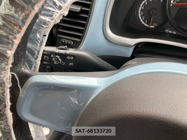 VolksWagen THE BEETLE 2015-10 8486275-18