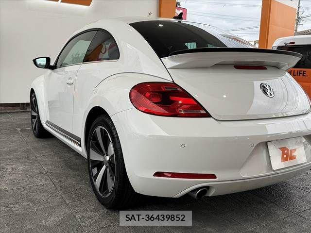 VolksWagen THE BEETLE 2015-01 8528238-12
