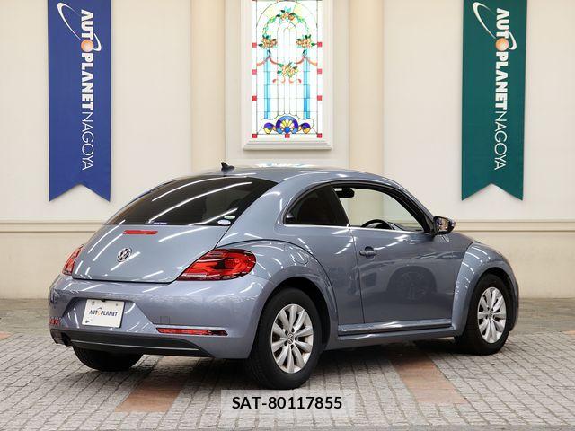 VolksWagen THE BEETLE 2017-01 8528239-2