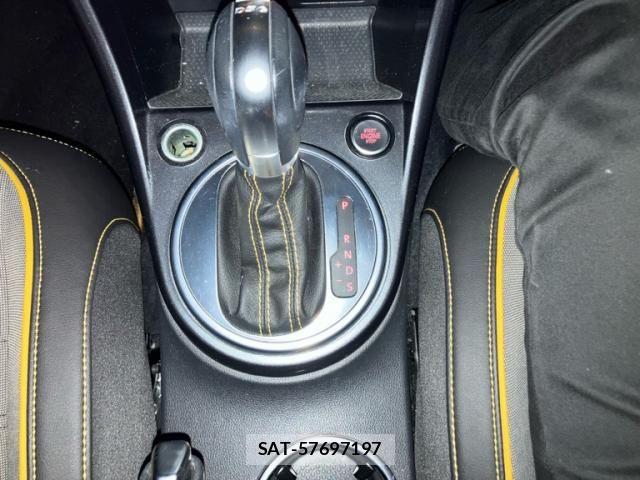 VolksWagen THE BEETLE 2017-08 8564112-21