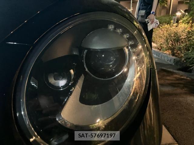 VolksWagen THE BEETLE 2017-08 8564112-3