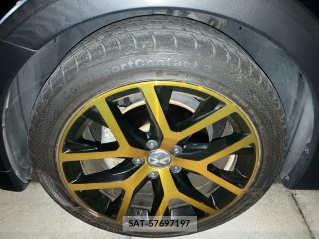 VolksWagen THE BEETLE 2017-08 8564112-7