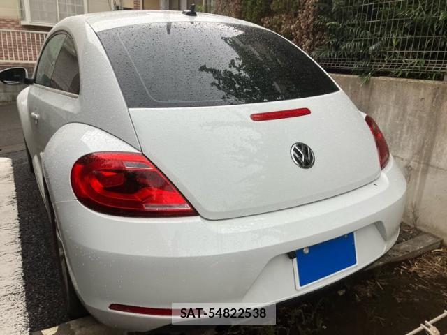 VolksWagen THE BEETLE 2015-11 8662445-1