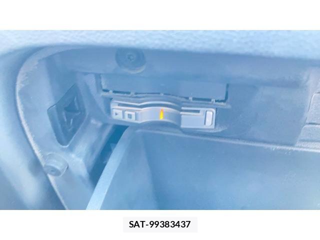 VolksWagen THE BEETLE 2013-08 8662448-20