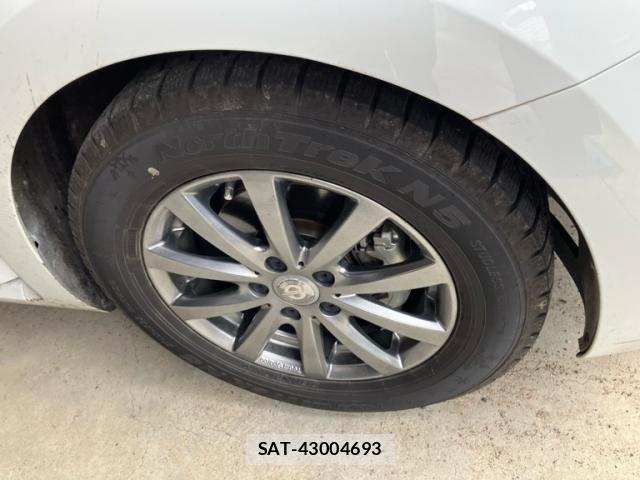 VolksWagen THE BEETLE 2018-03 8662446-10