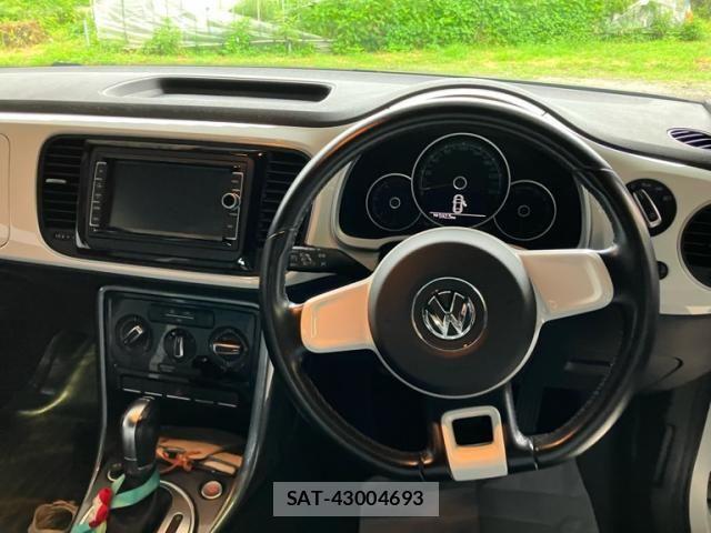 VolksWagen THE BEETLE 2018-03 8662446-13