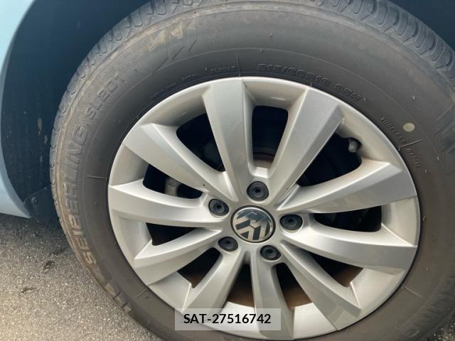 VolksWagen THE BEETLE 2015-02 8662450-8