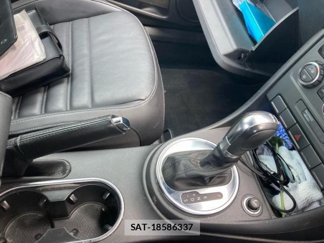 VolksWagen THE BEETLE 2013-09 8686937-20