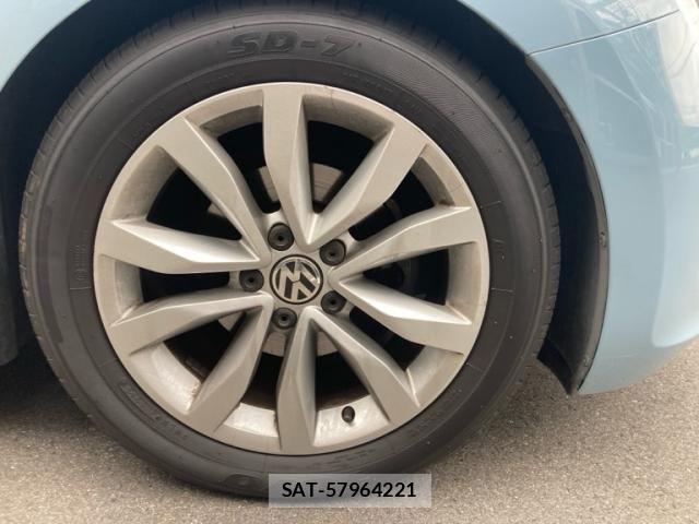 VolksWagen THE BEETLE 2013-01 8746891-6