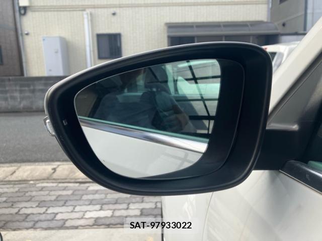 VolksWagen THE BEETLE 2014-05 8746890-17