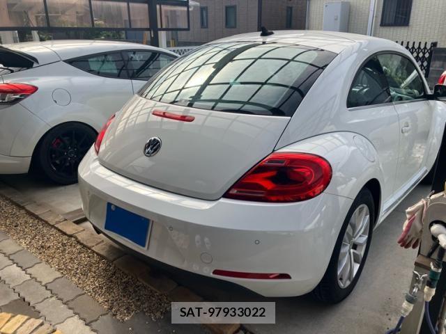 VolksWagen THE BEETLE 2014-05 8746890-2