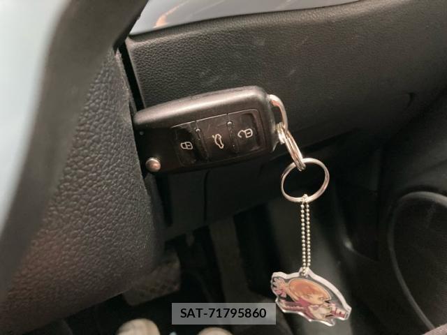 VolksWagen THE BEETLE 2013-09 8782638-19