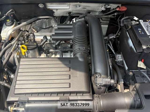VolksWagen THE BEETLE 2018-12 8851096-11