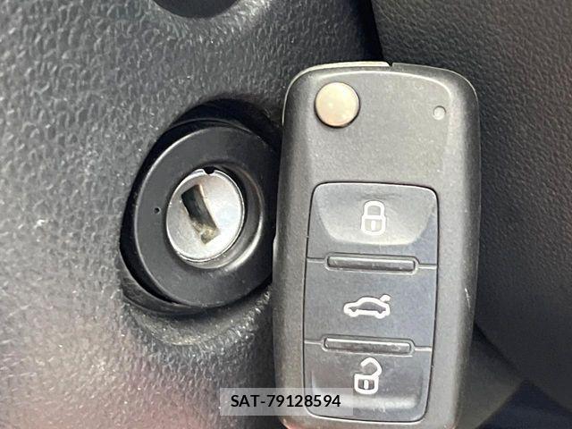 VolksWagen THE BEETLE 2014-12 8883000-7