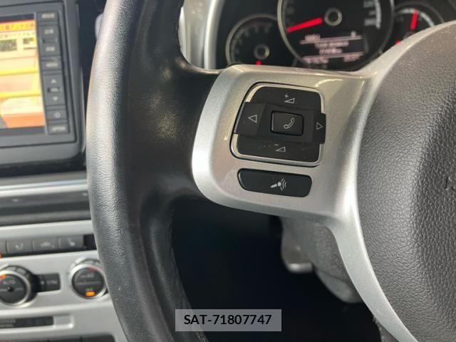 VolksWagen THE BEETLE 2013-03 8884621-17