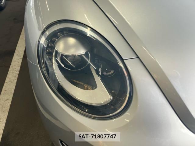 VolksWagen THE BEETLE 2013-03 8884621-2
