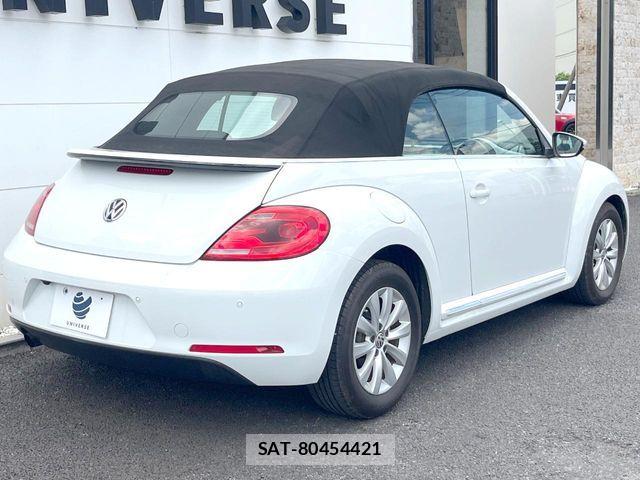 VolksWagen THE BEETLE 2015-05 6915430-17