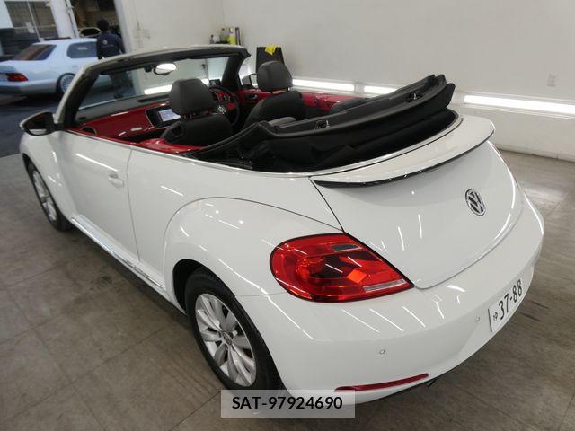 VolksWagen THE BEETLE 2014-07 7252861-13
