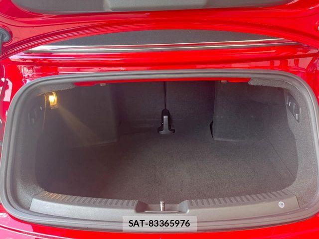 VolksWagen THE BEETLE 2016-06 8439113-18