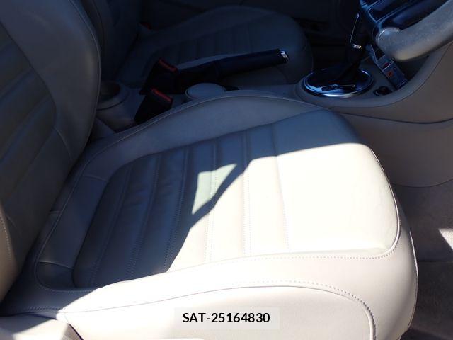 VolksWagen THE BEETLE 2013-11 8564116-22