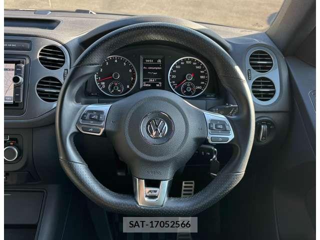VolksWagen TIGUAN 2015-10 1334011-10