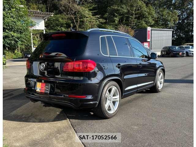 VolksWagen TIGUAN 2015-10 1334011-2