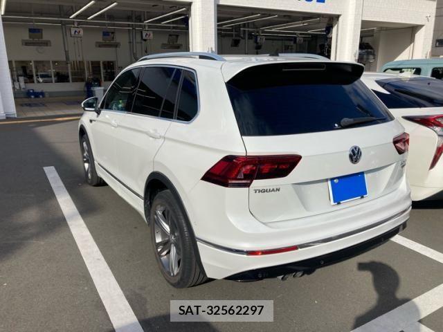 VolksWagen TIGUAN 2019-03 1665321-3