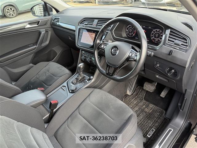 VolksWagen TIGUAN 2018-09 1665323-9