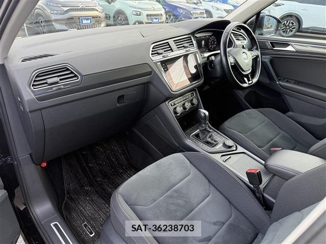 VolksWagen TIGUAN 2018-09 1665323-14