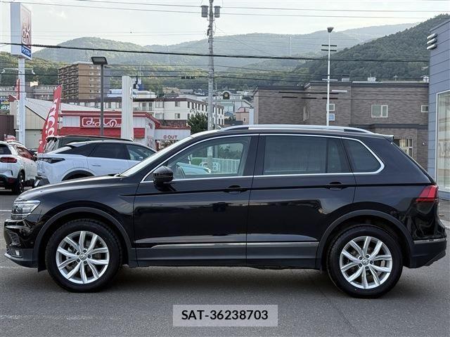 VolksWagen TIGUAN 2018-09 1665323-7