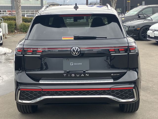 VolksWagen TIGUAN 2025-02 3687858-4