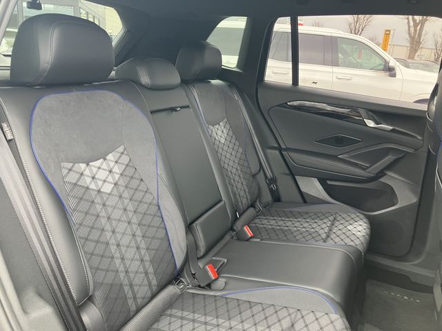 VolksWagen TIGUAN 2025-02 3687858-8