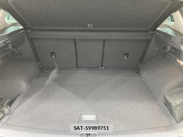 VolksWagen TIGUAN 2018-01 3911334-9