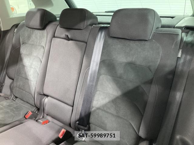 VolksWagen TIGUAN 2018-01 3911334-8