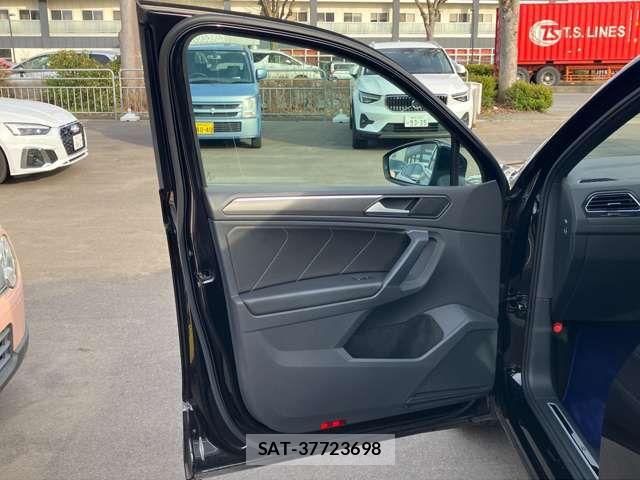 VolksWagen TIGUAN 2023-02 6023211-13