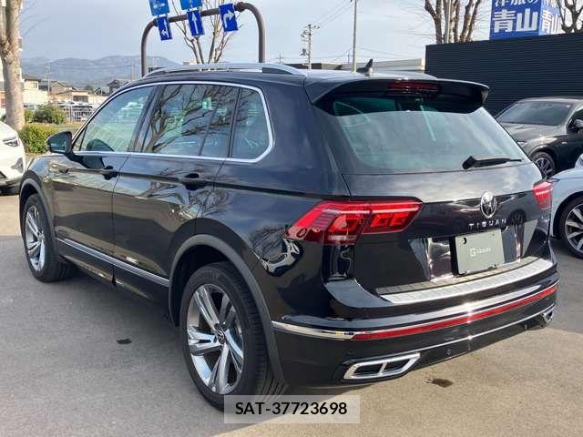VolksWagen TIGUAN 2023-02 6023211-1