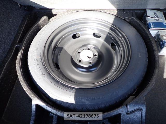 VolksWagen TIGUAN 2015-04 6221234-21