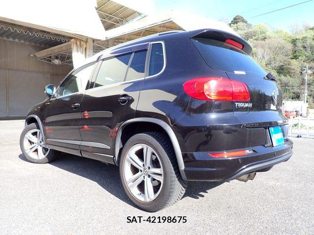 VolksWagen TIGUAN 2015-04 6221234-2