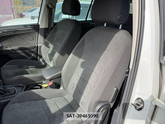 VolksWagen TIGUAN 2017-06 6307302-12