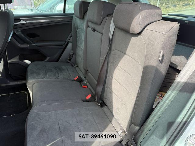VolksWagen TIGUAN 2017-06 6307302-13