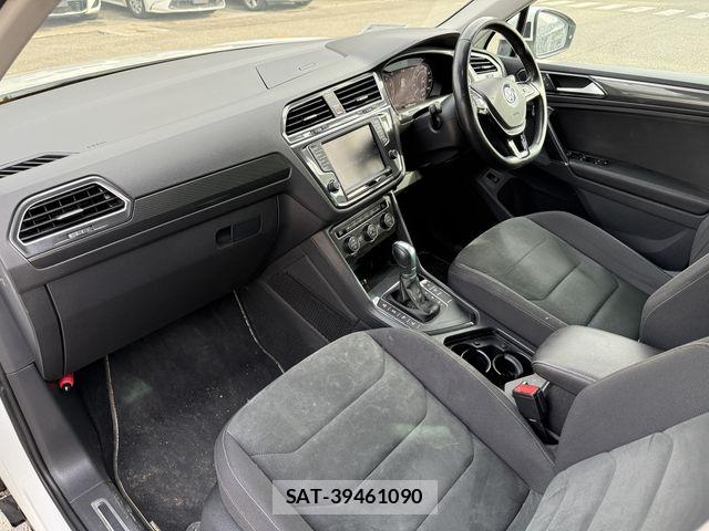 VolksWagen TIGUAN 2017-06 6307302-1