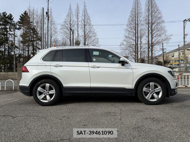 VolksWagen TIGUAN 2017-06 6307302-5