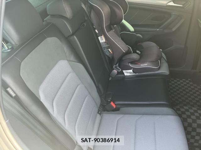 VolksWagen TIGUAN 2017-02 6915434-9